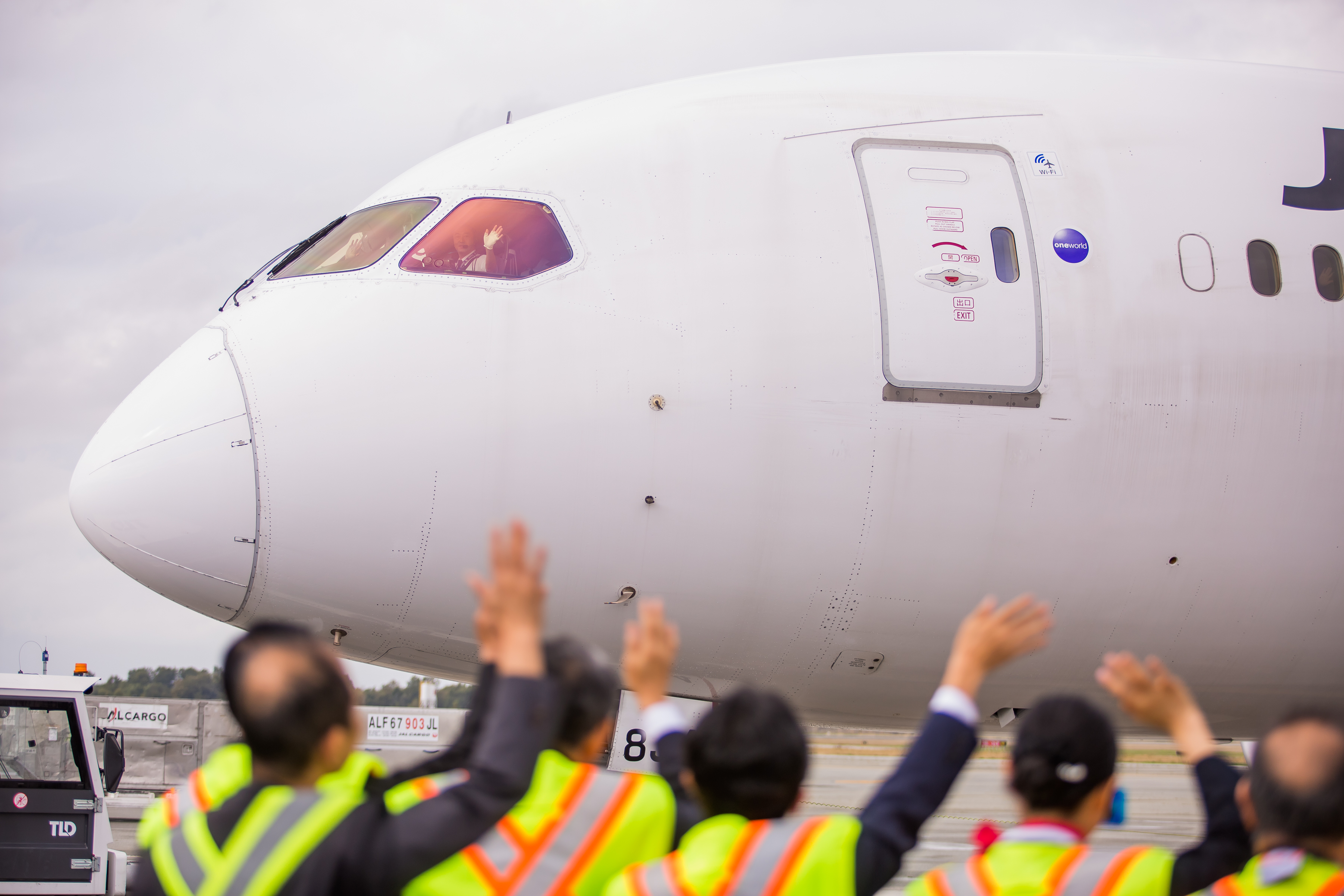 JAL Celebrates 50 Years of Service to Vancouver YVR