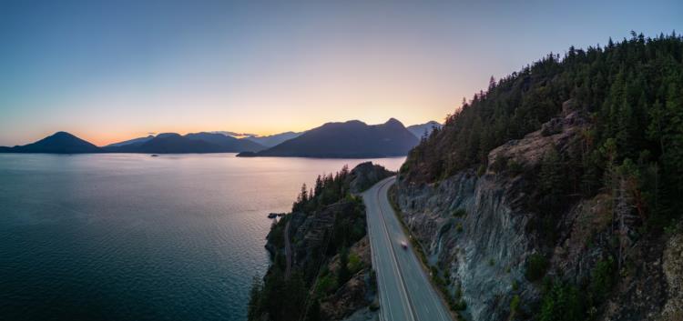 photo of the sea to sky highway in british columbia