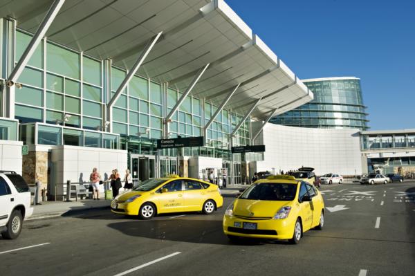 Taxis à YVR