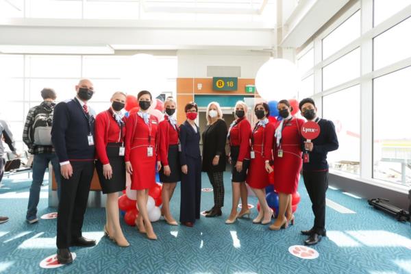 Lynx crew at Vancouver Airport