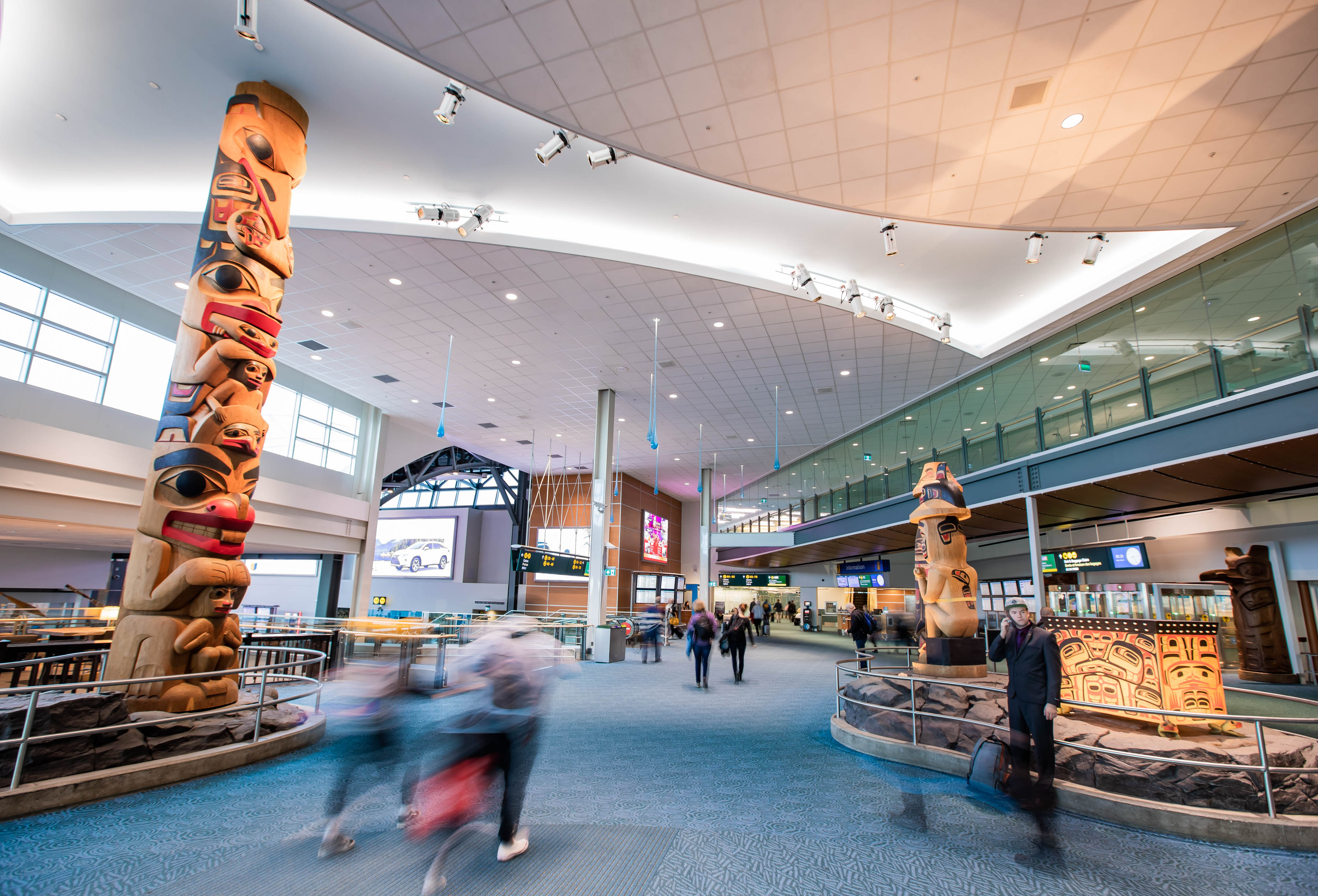 Image de la zone des départs à YVR