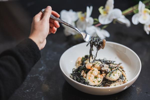  Un plat de pâtes aux crevettes