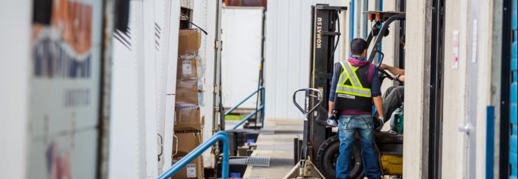 Cargo forklift